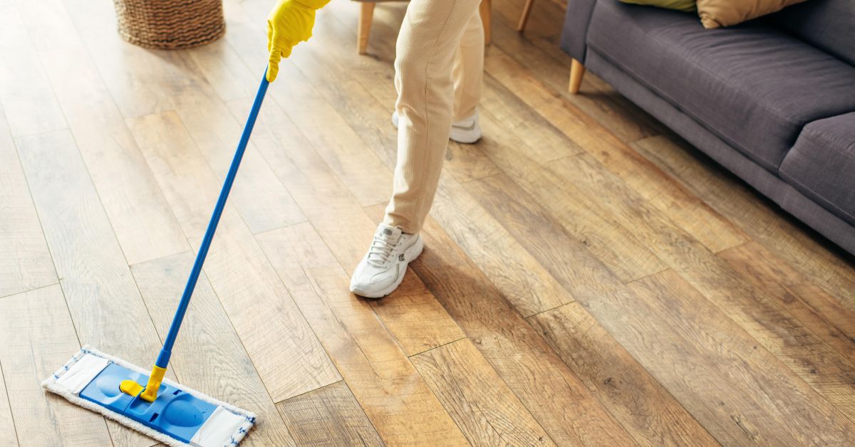 cleaning hardwood floor